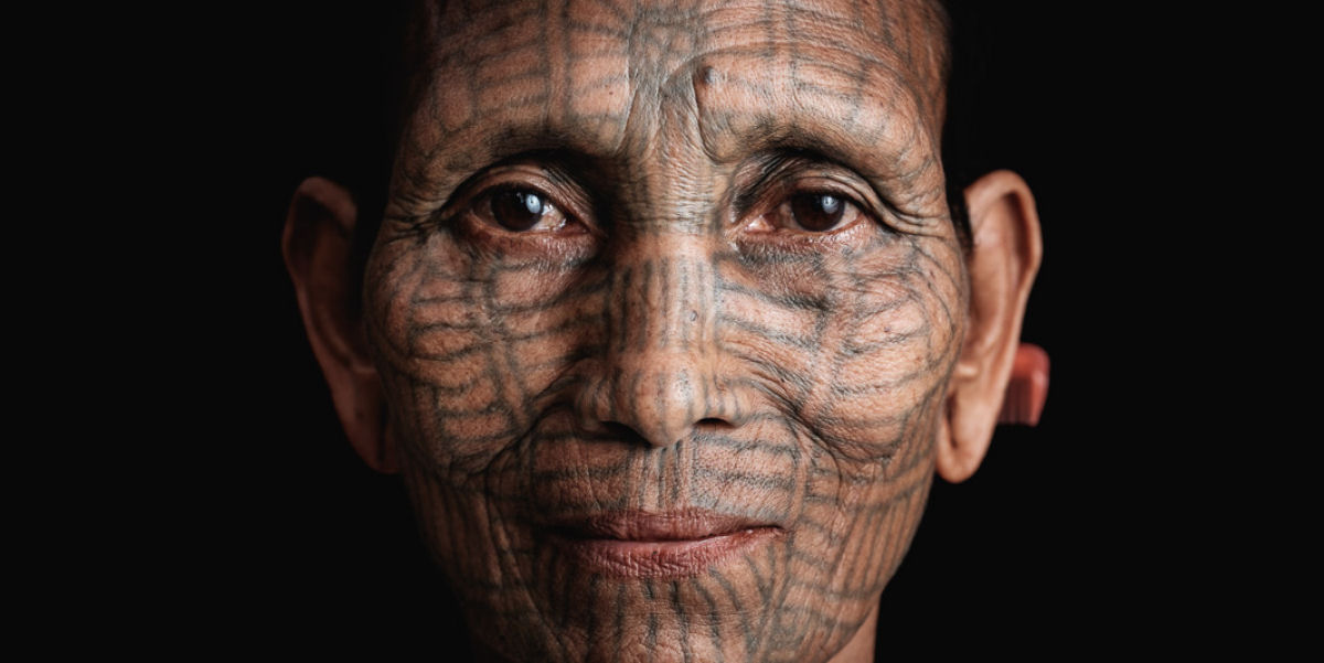 O fim da tradição das tatuagens faciais de uma etnia de Myanmar 09