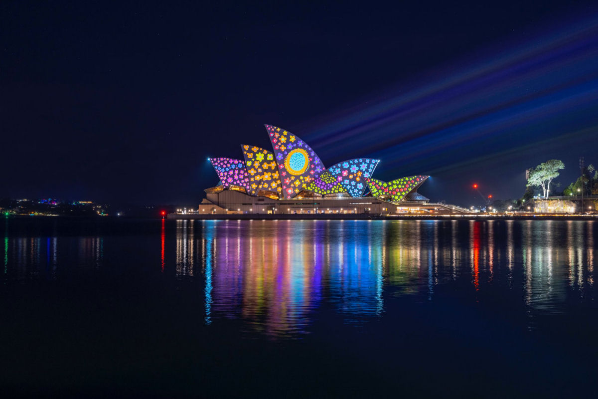 Casa de pera de Sydney comemora 50 anos com show de luzes