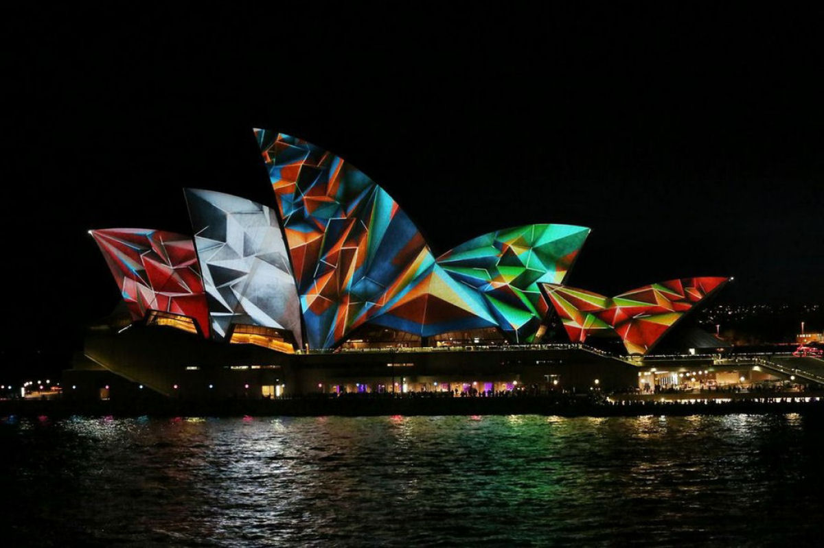 Casa de pera de Sydney comemora 50 anos com show de luzes
