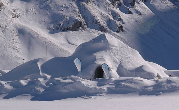 Iglu Dorf - Viva como um inuit em um vilarejo de iglus de luxo 01