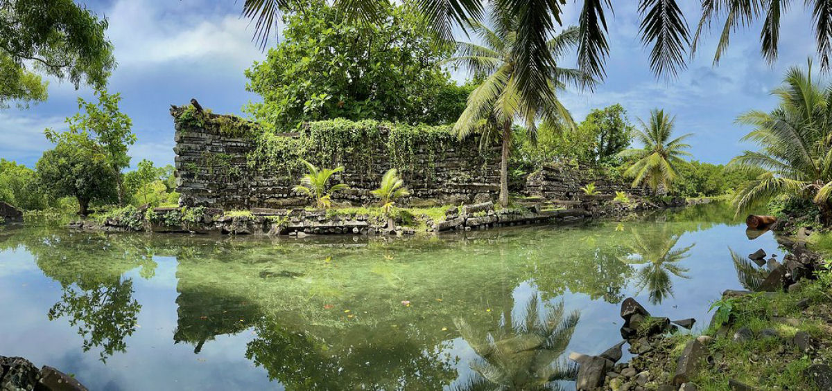 Nan Madol, a antiga cidade construda sobre 92 ilhotas interligadas por canais