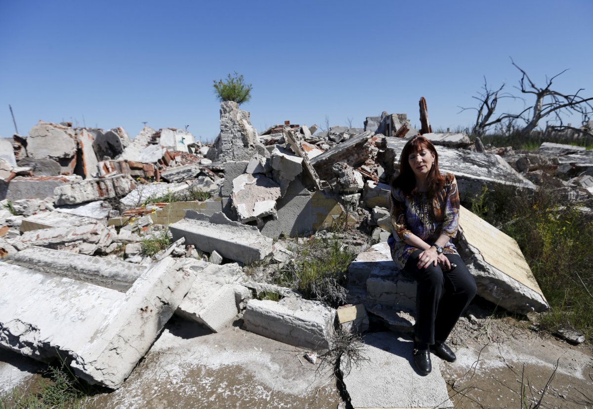 Uma cidade fantasma emerge das guas de uma enchente que aconteceu h 30 anos, na Argentina 13