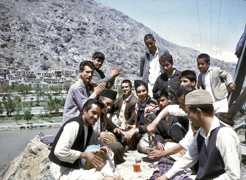 Imagens surpreendentes mostram o Afeganistão antes das guerras 03