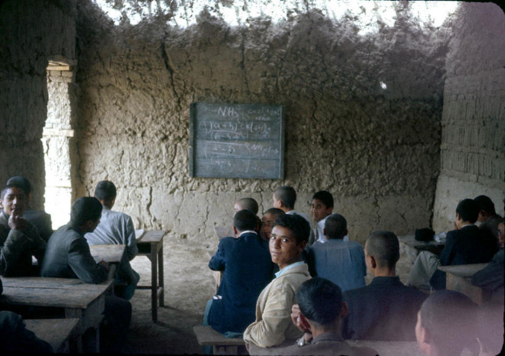 Imagens surpreendentes mostram o Afeganistão antes das guerras 25