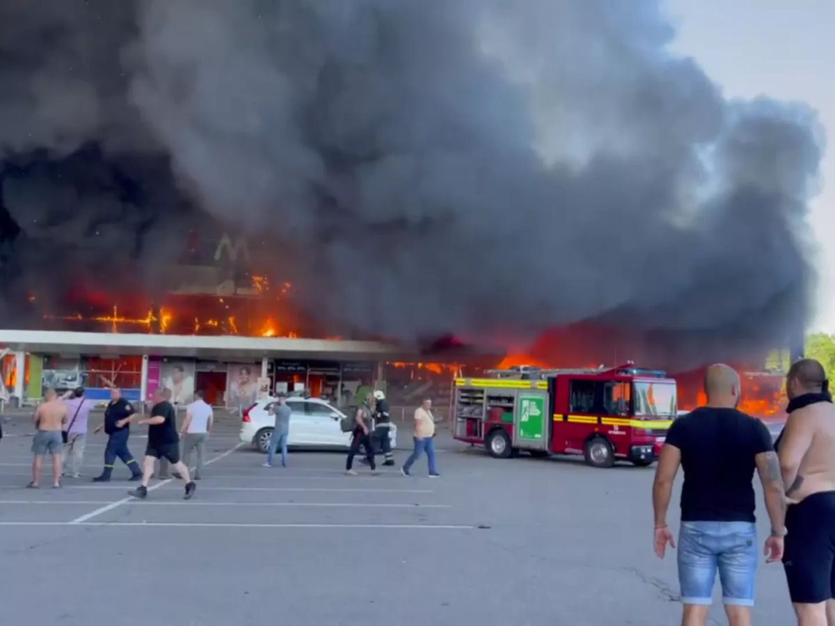 Atentado russo a um shopping center na Ucrânia deixa 20 mortos e 59 feridos