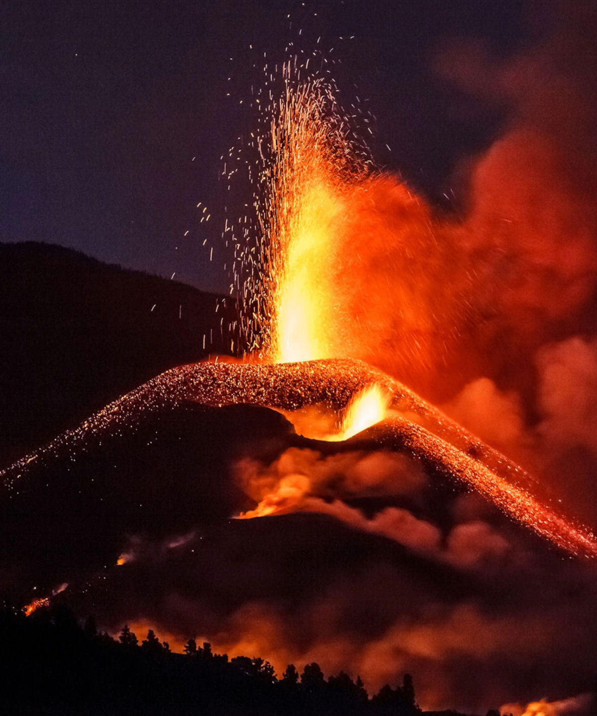 O que pode dar errado ao bombardear um vulcão