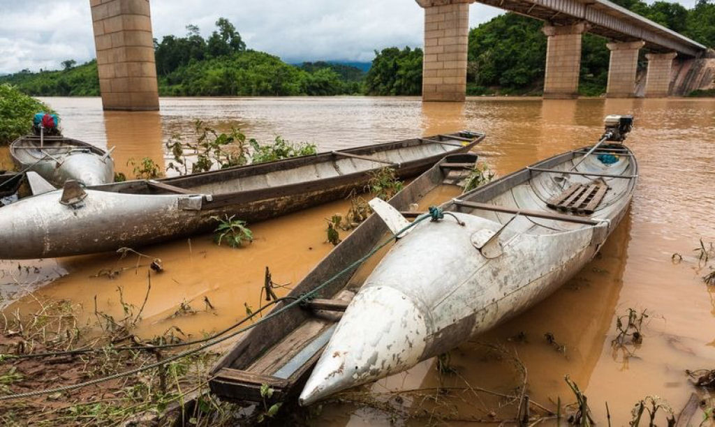 Bombas no detonadas encontram uso dirio nas aldeias do Laos 01