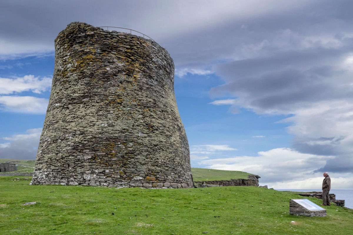 Brochs: as misteriosas torres antigas da Esccia