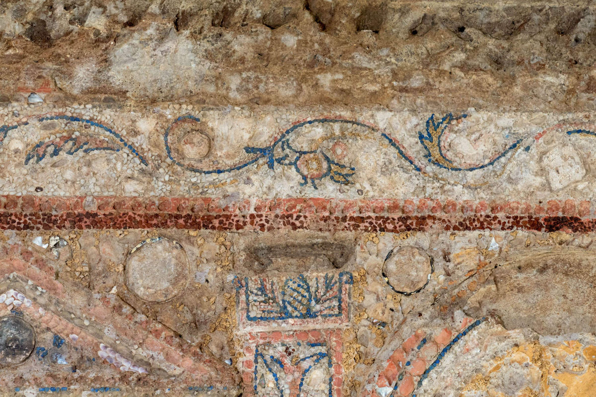 Arqueólogos descobrem um mosaico extraordinário de 2.100 anos perto do Coliseu
