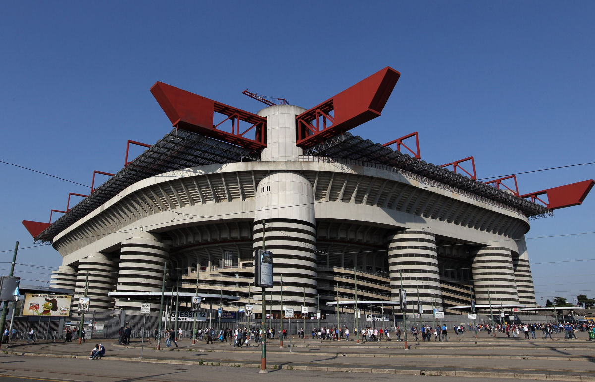 Ilusão de ótica incrível em estádio italiano deixou os internautas perplexos... de novo