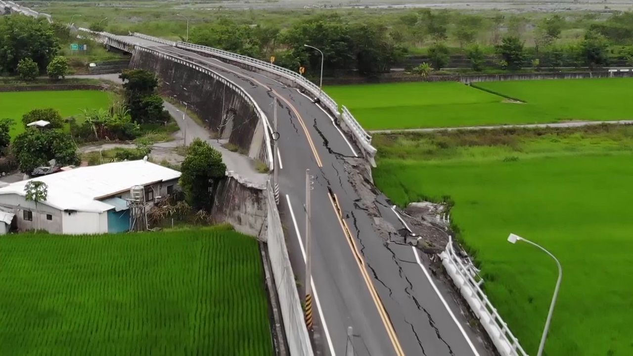 O impressionante vídeo que mostra a destruição causada pelo terremoto de 6,8 que abalou Taiwan