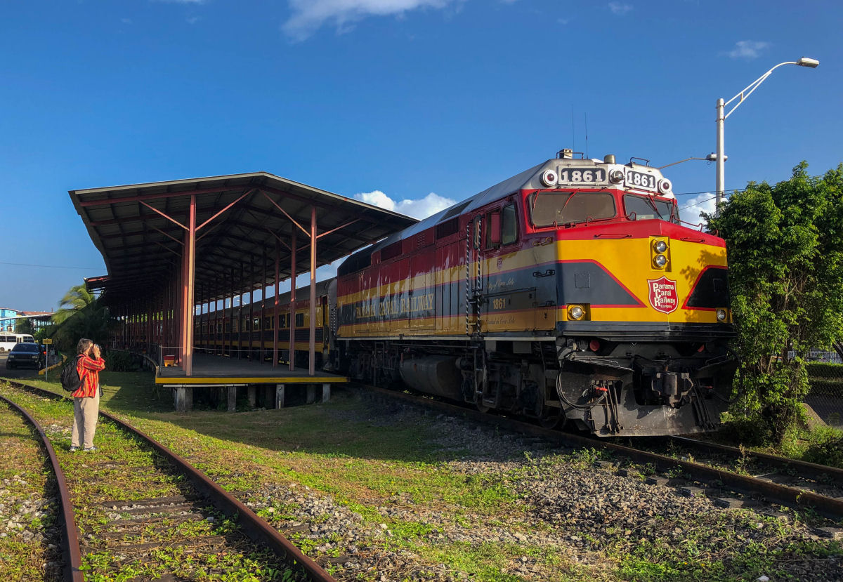 A ferrovia do Canal do Panamá: uma viagem fascinante entre o Pacífico e Atlântico