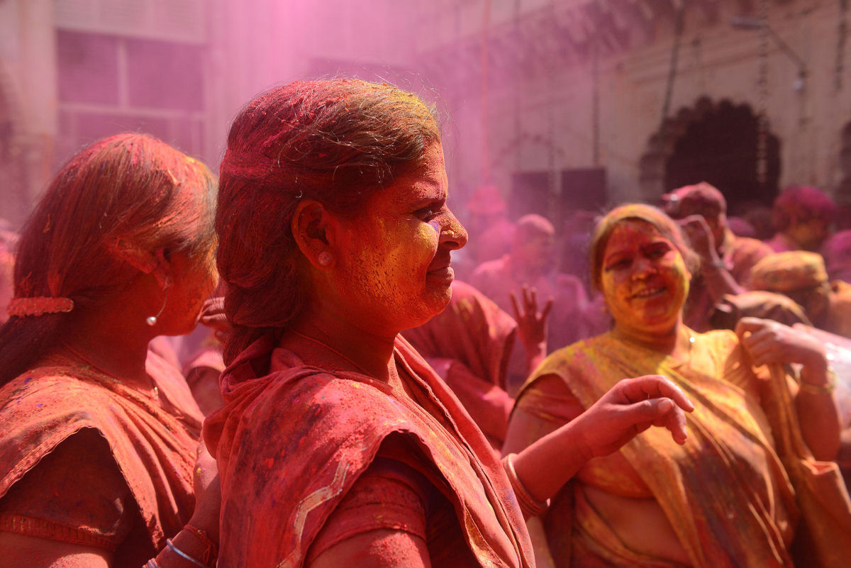 As fotos mais espetaculares do festival Holi 2018 na Índia 08