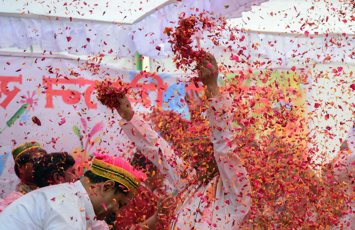As fotos mais espetaculares do festival Holi 2018 na Índia 12