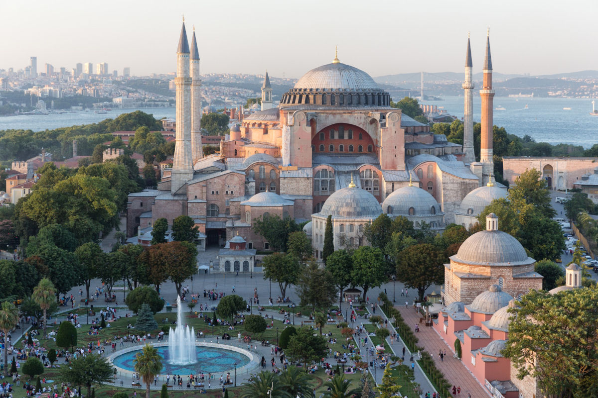 Por que a Hagia Sophia  um dos marcos arquitetnicoa mais espetaculares do mundo?