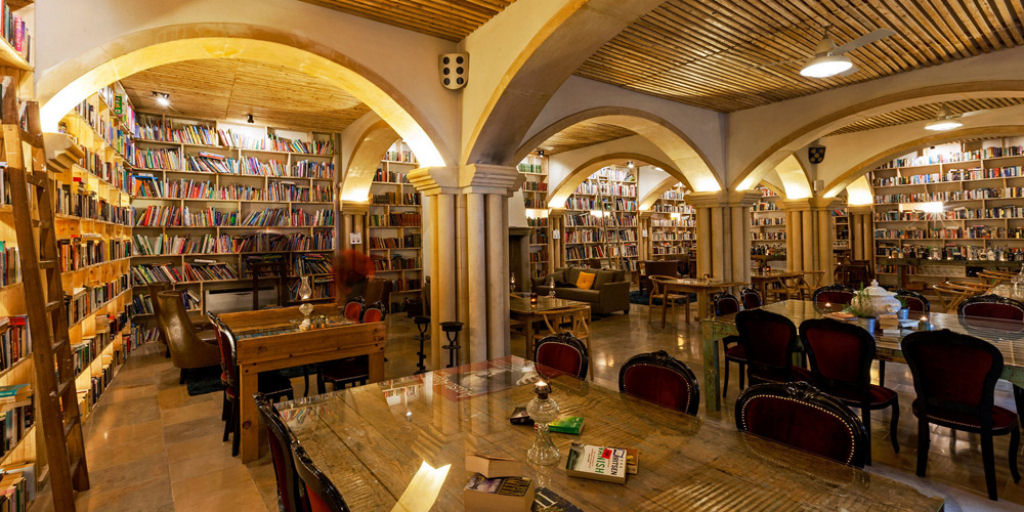 Homem Literrio - um hotel de estilo biblioteca com uma coleo de mais de 50.000 livros 01