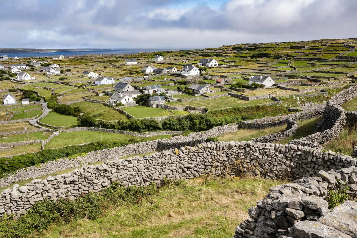 Irlanda pagar 440 mil reais para quem quiser se mudar para ilhas remotas isoladas