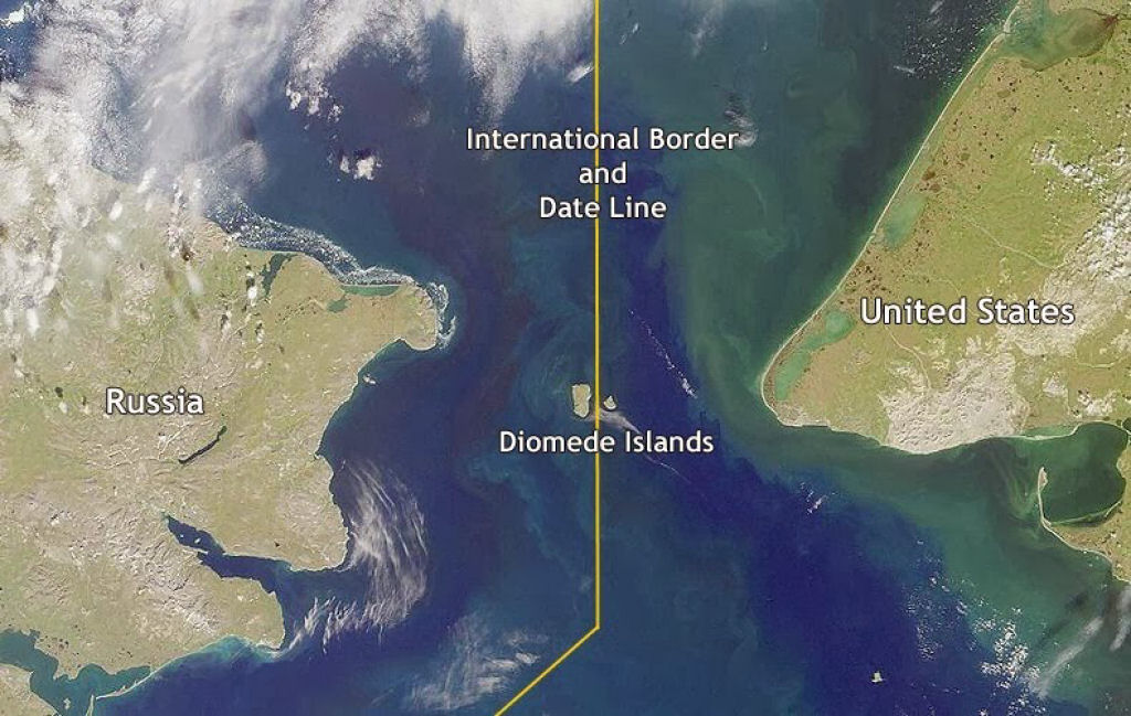 As ilhas do Ontem e do Amanh divididas pela fronteira EUA-Rssia e a Linha Internacional de Data 02
