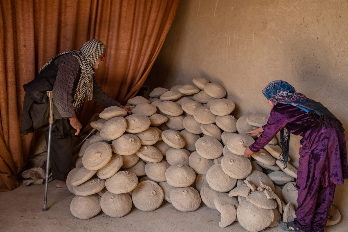 O método antigo que mantém as uvas do Afeganistão frescas durante todo o inverno