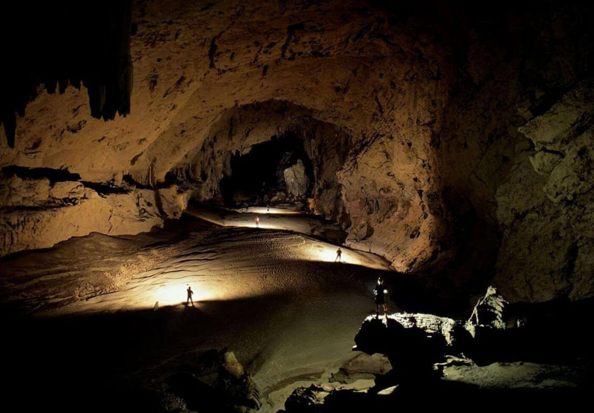 H um limite de profundidade em que podemos adentrar as cavernas?