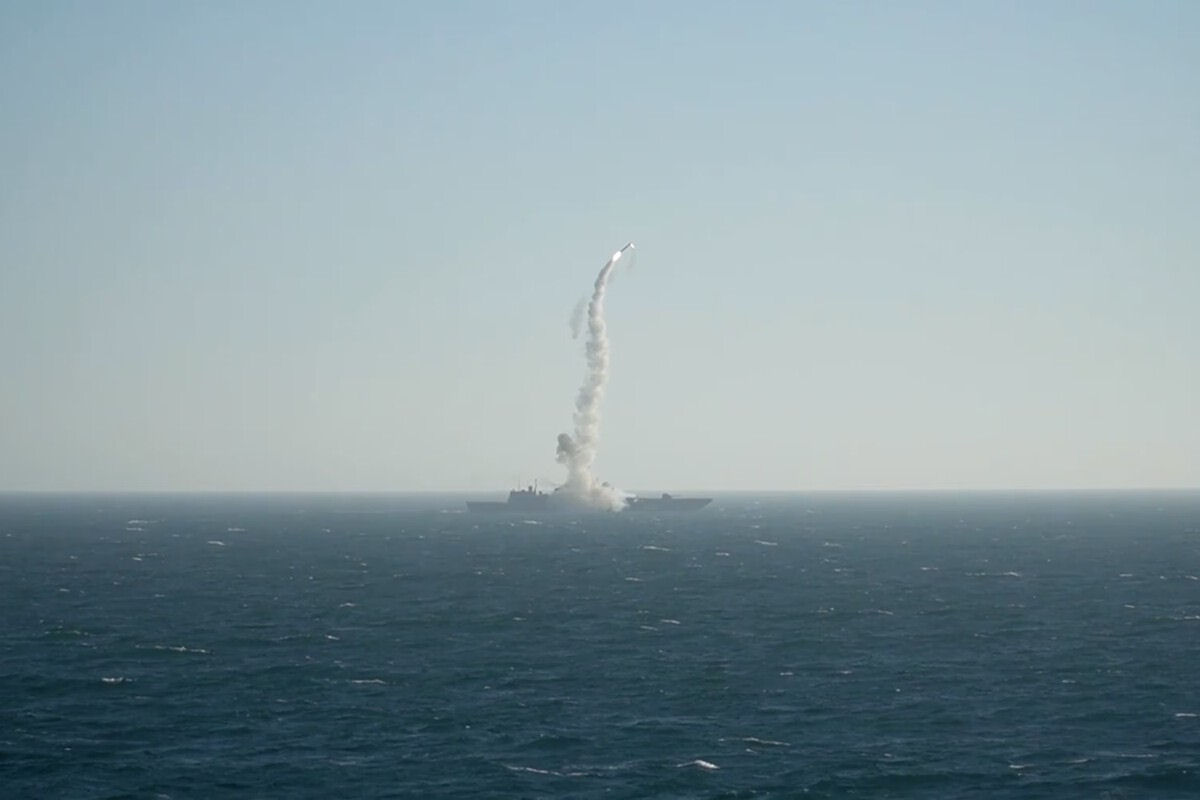 Rssia lanou seu mssil hipersnico Zircon na cara da OTAN