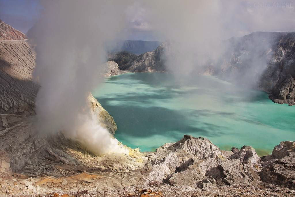 Ijen: A mina de enxofre vulcnica de Java Oriental, na Indonsia 26