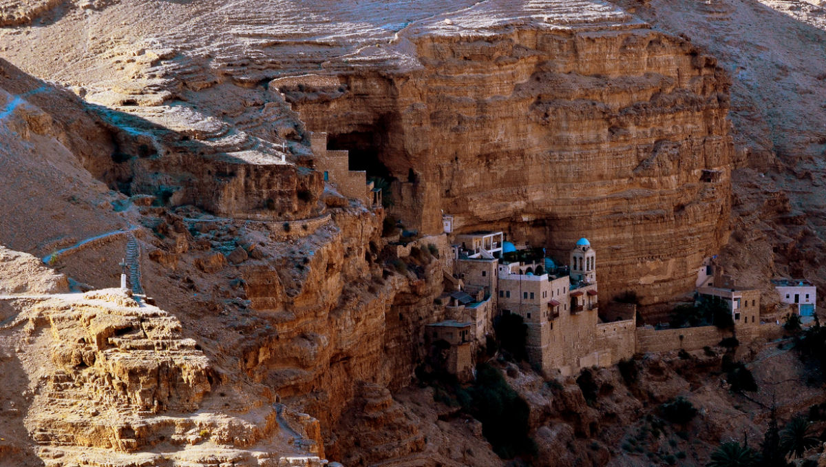 O mosteiro de So Jorge de Coziba em Wadi Qelt 11