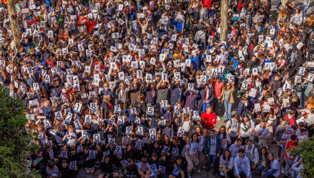 Vídeo animado mostra como a população humana chegou a 8 bilhões