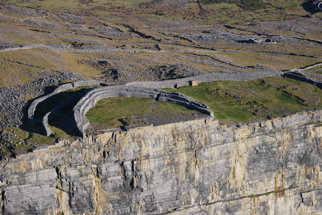 Os incríveis muros de pedra da Irlanda 11