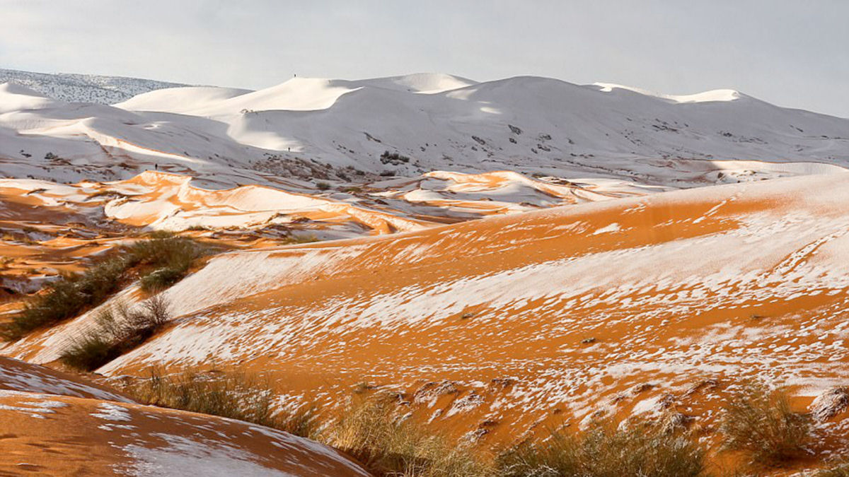 Coberto de neve: assim ficou o deserto do Saara depois da passagem de um histrico temporal 04