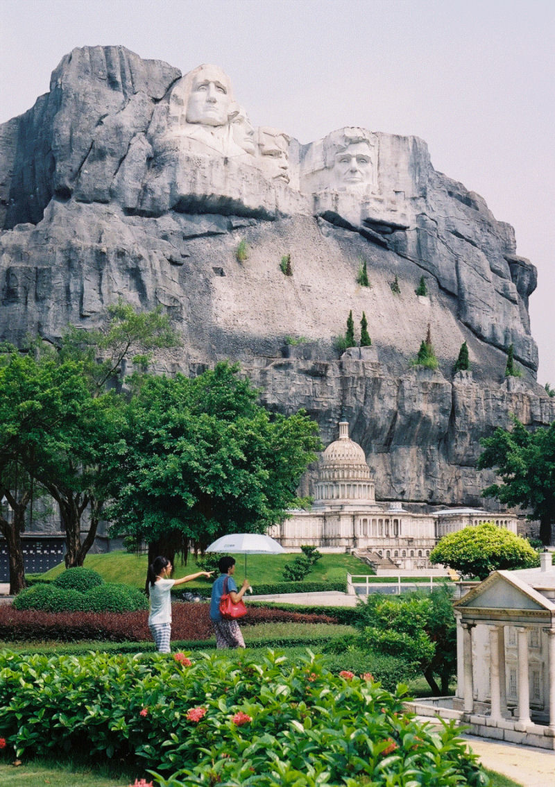 23 fotos do parque temtico chins cheio de monumentos mundiais 19