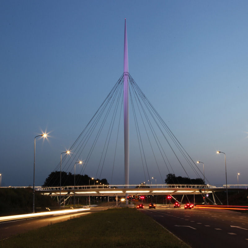 Hovenring, a ponte flutuante circular para ciclistas em Eindhoven 02