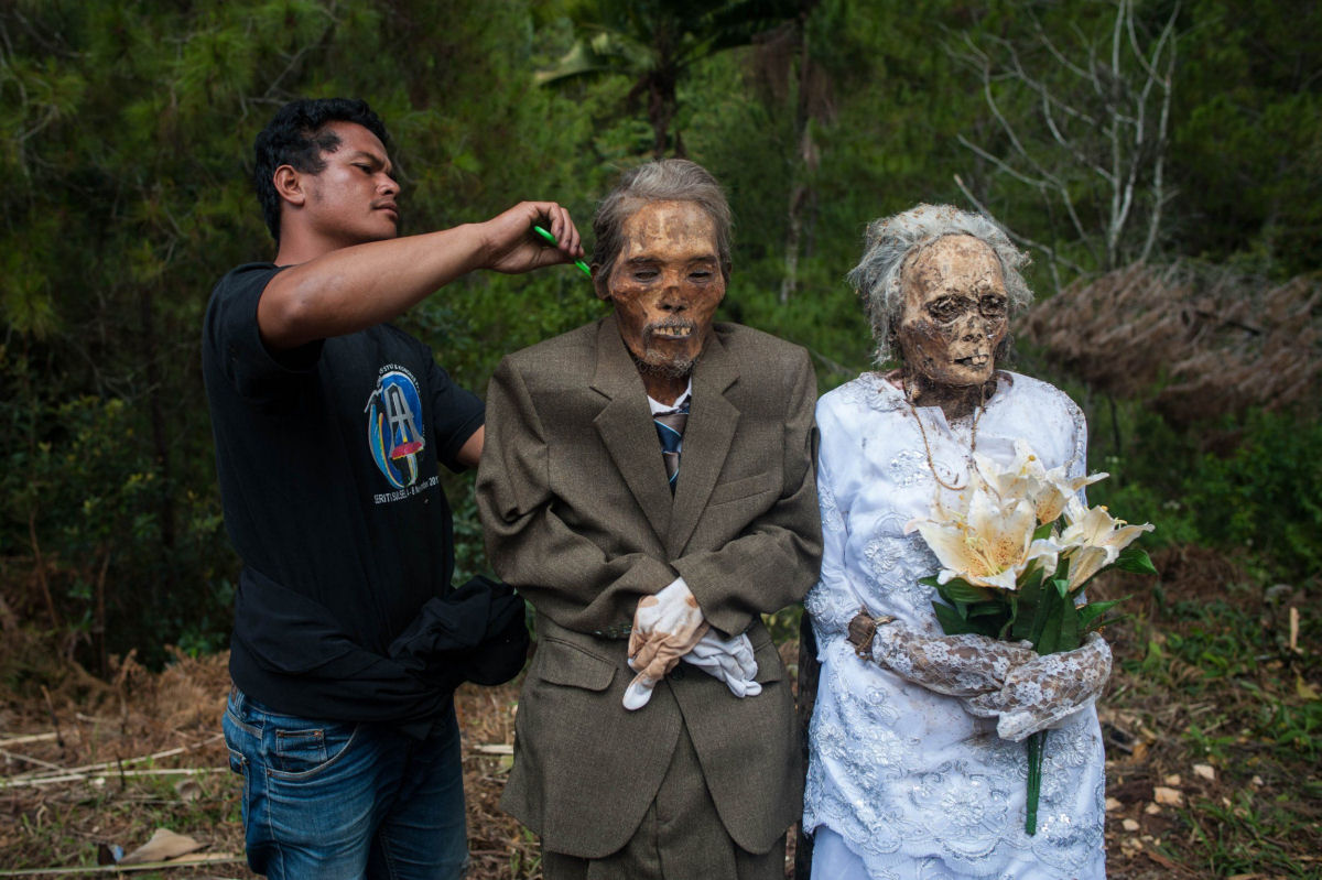 Visita a Toraja, a regio de Indonsia em que os vivos convivem com os mortos 14