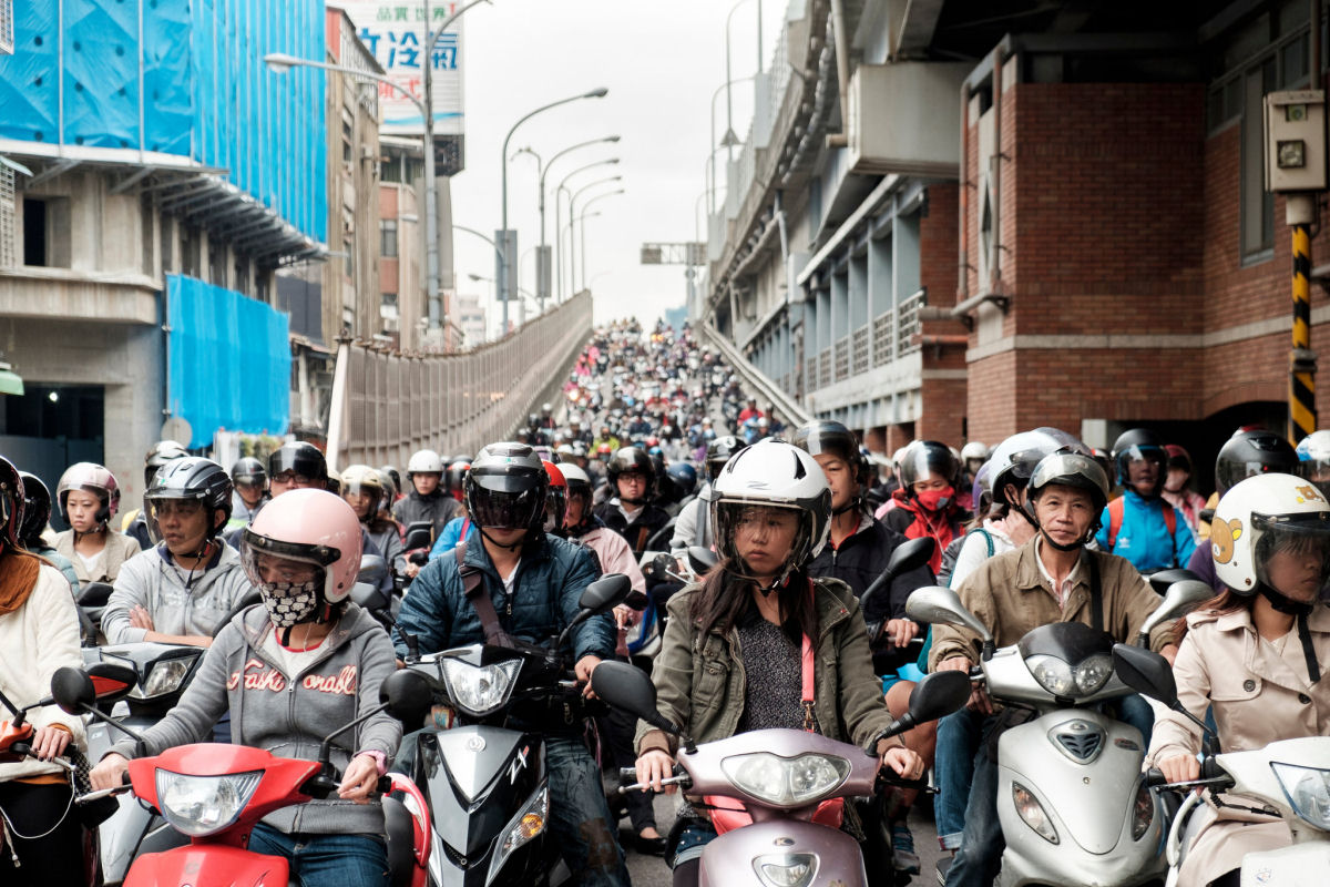Fotos do trnsito de um dia normal em Taiwan vo fazer voc reconsiderar a palavra congestionamento 08