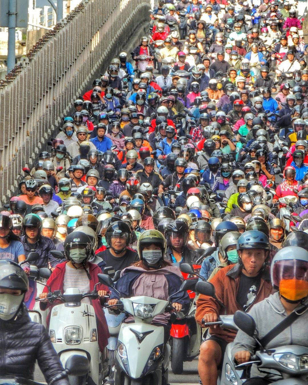 Fotos do trnsito de um dia normal em Taiwan vo fazer voc reconsiderar a palavra congestionamento 10