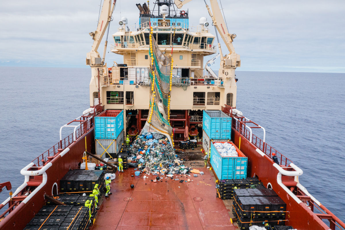 ONG de gênio holandês começa a limpar a Grande Porção de Lixo do Pacífico