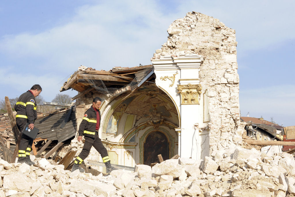 Cientistas condenados a 6 anos de cadeia por no terem previsto terremoto