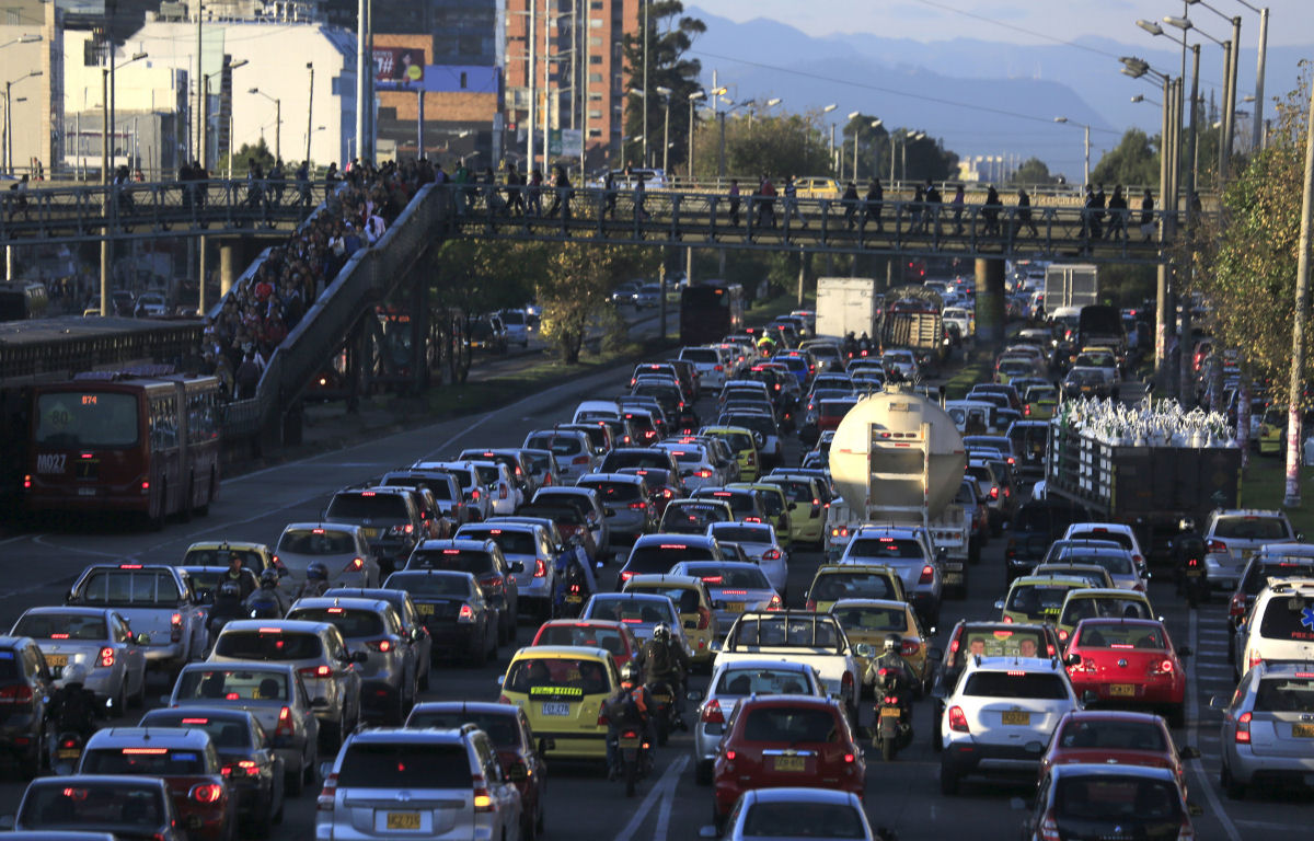 Como Bogotá tenta resolver o pior trânsito do planeta?