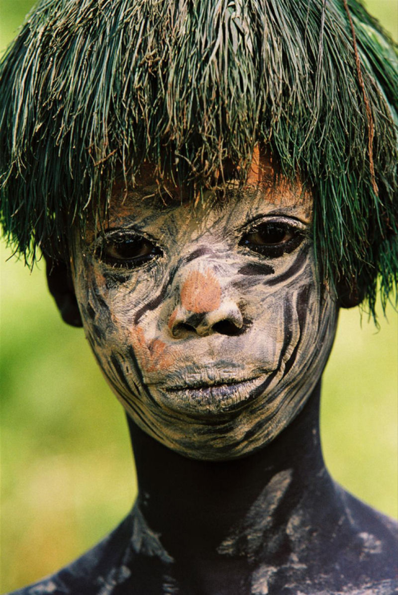 A beleza das Tribos Surma e Mursi, uma cultura em perigo, no sul de Etipia 01