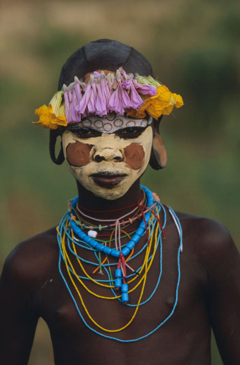A beleza das Tribos Surma e Mursi, uma cultura em perigo, no sul de Etipia 15