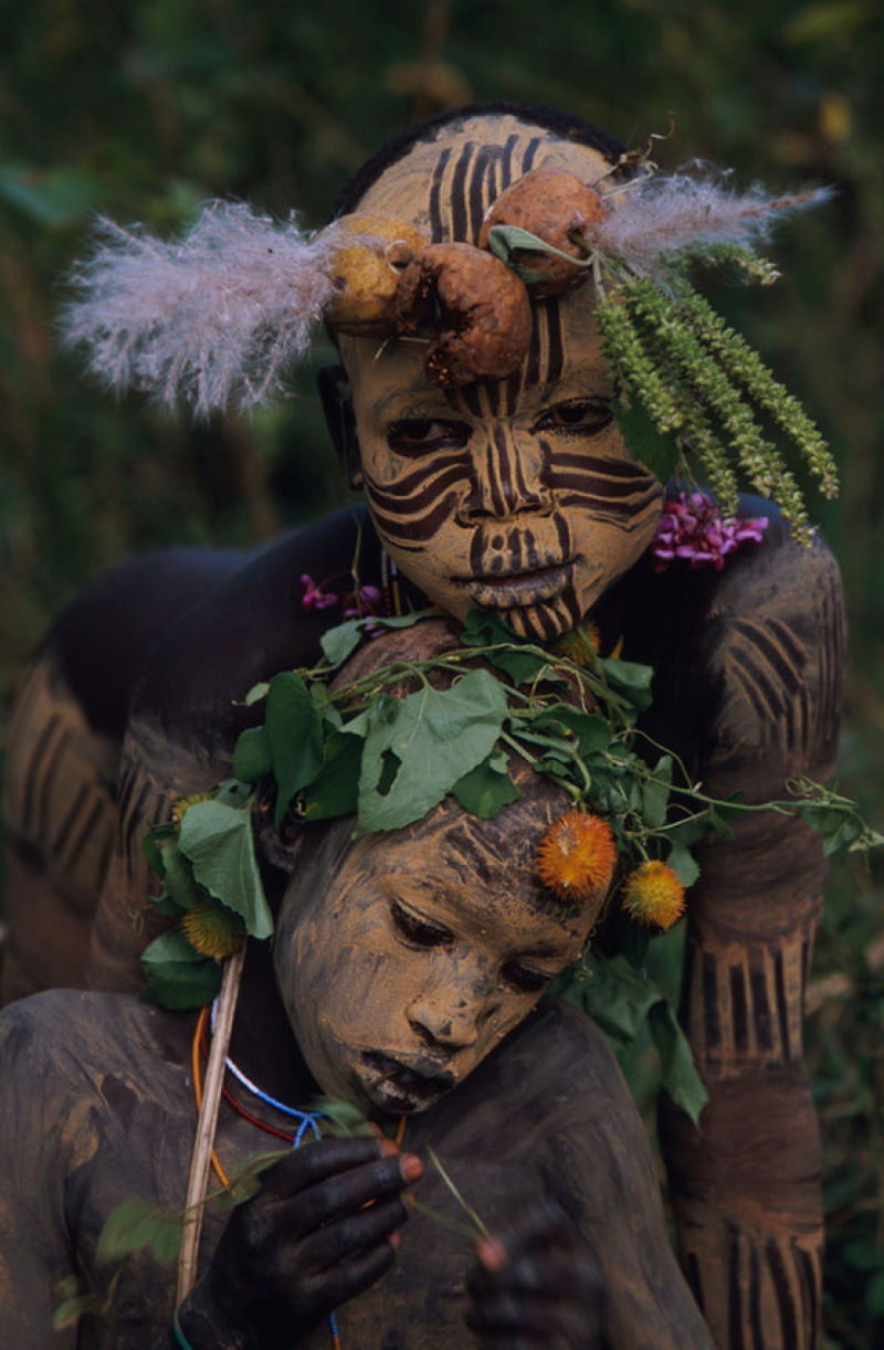 A beleza das Tribos Surma e Mursi, uma cultura em perigo, no sul de Etipia 19