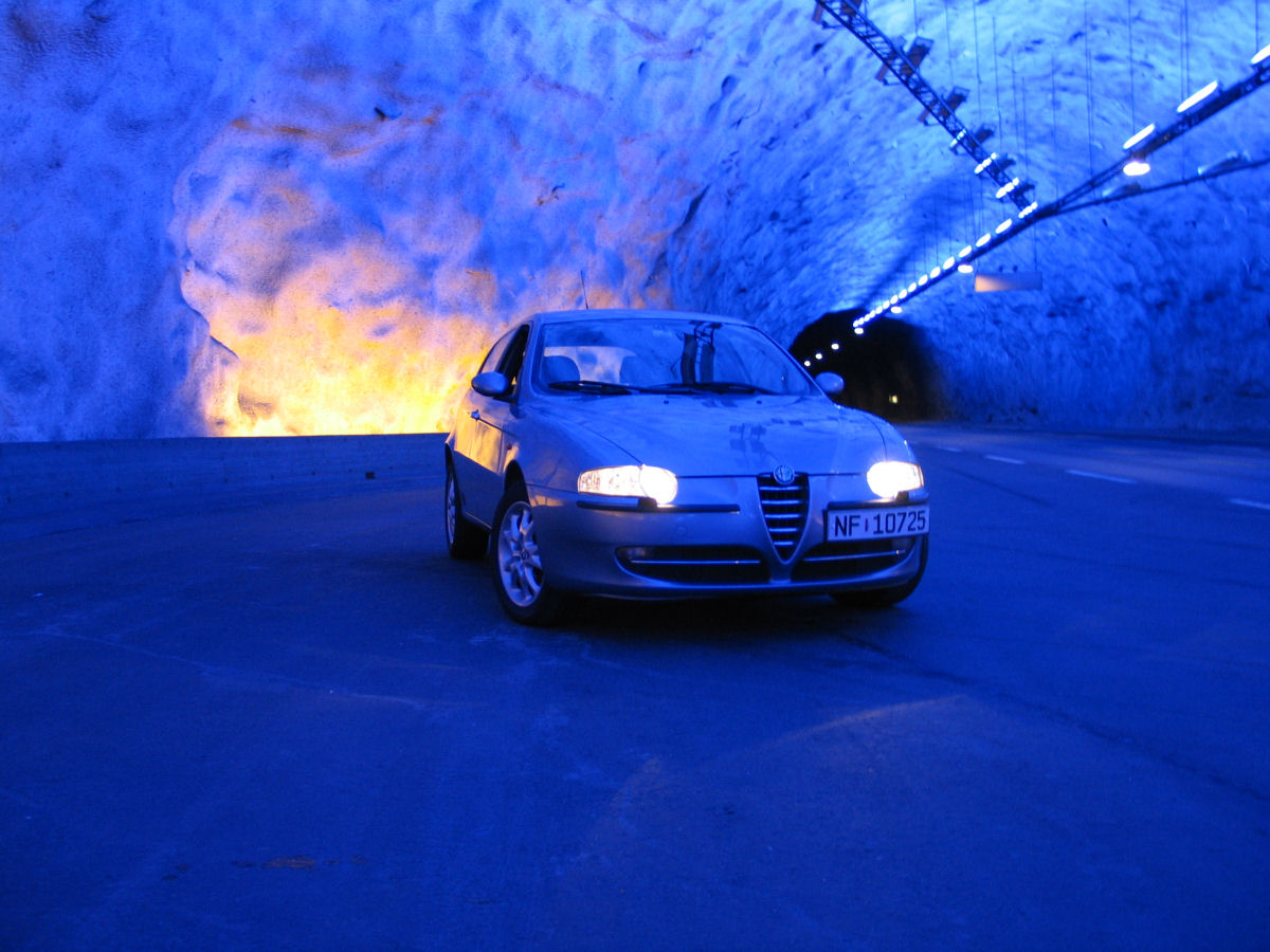 Lrdal Tunnel: o maior tnel rodovirio do mundo 07