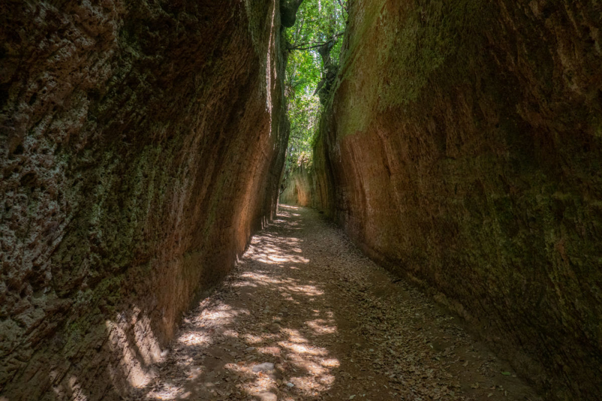 Via Cava: os caminhos escavados na Toscana por civilizaes pr-romanas