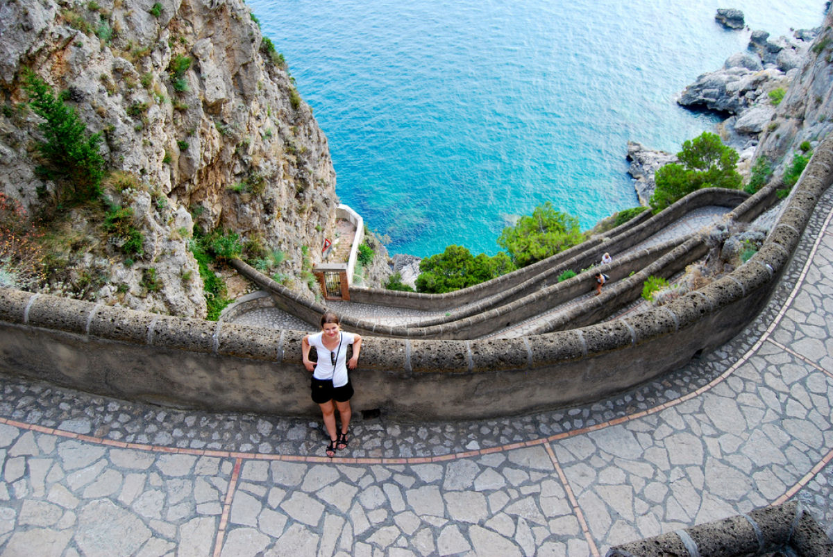 Via Krupp da Ilha de Capri, uma trilha em ziguezague que  uma obra de arte 04