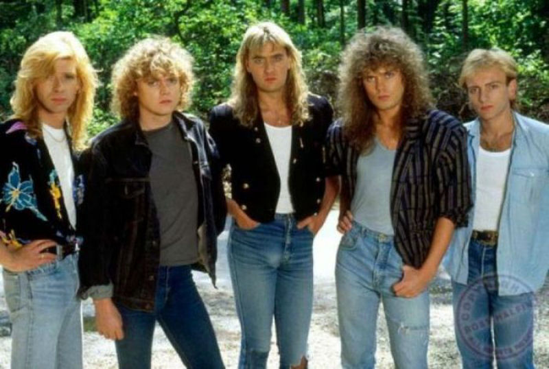 Os penteados das melhores bandas dos anos 80 em seus melhores dias e atualmente 21