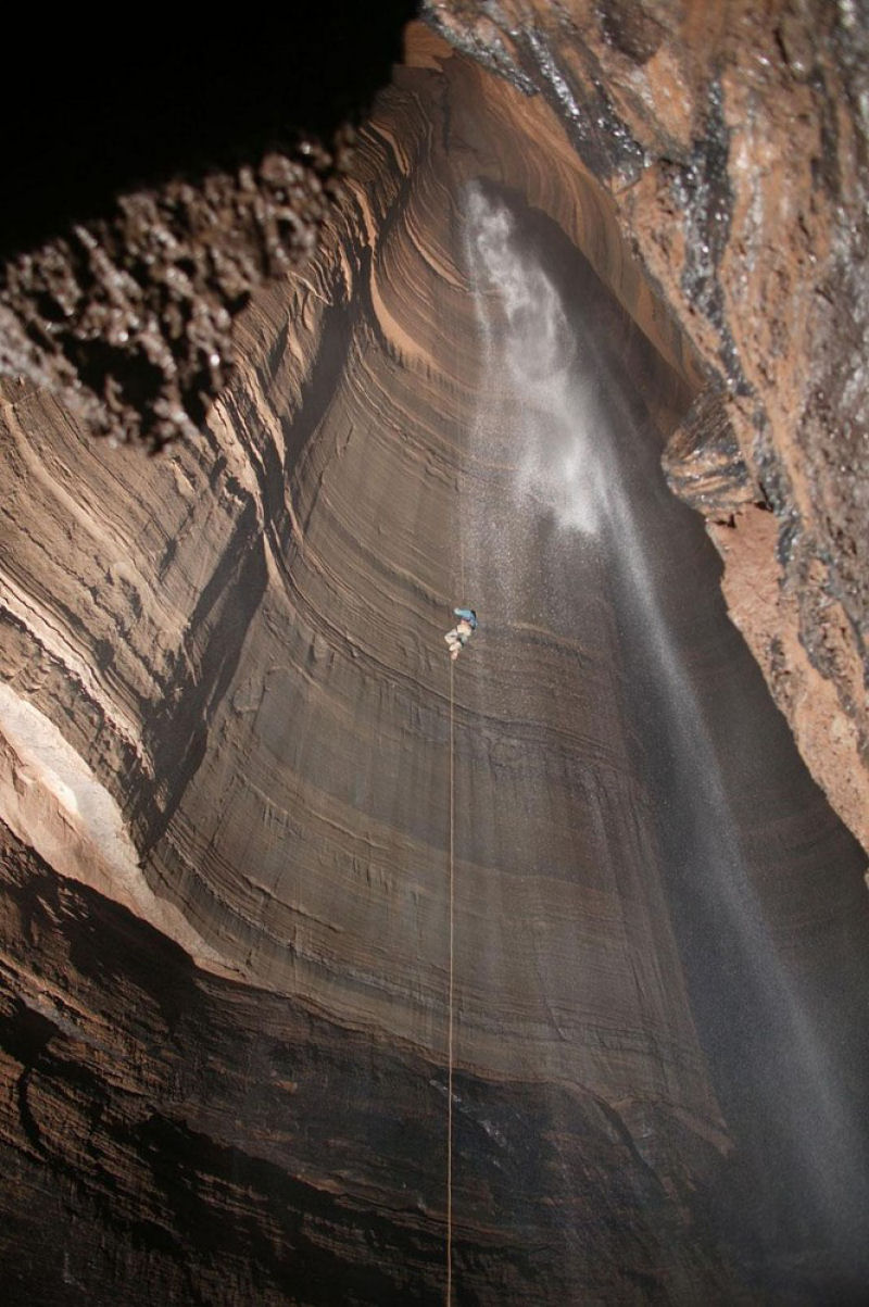 Krubera, a caverna mais profunda do mundo 08