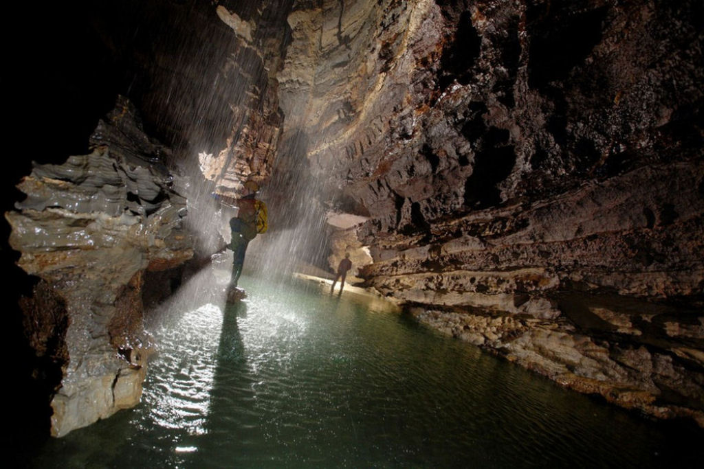 Krubera, a caverna mais profunda do mundo 09