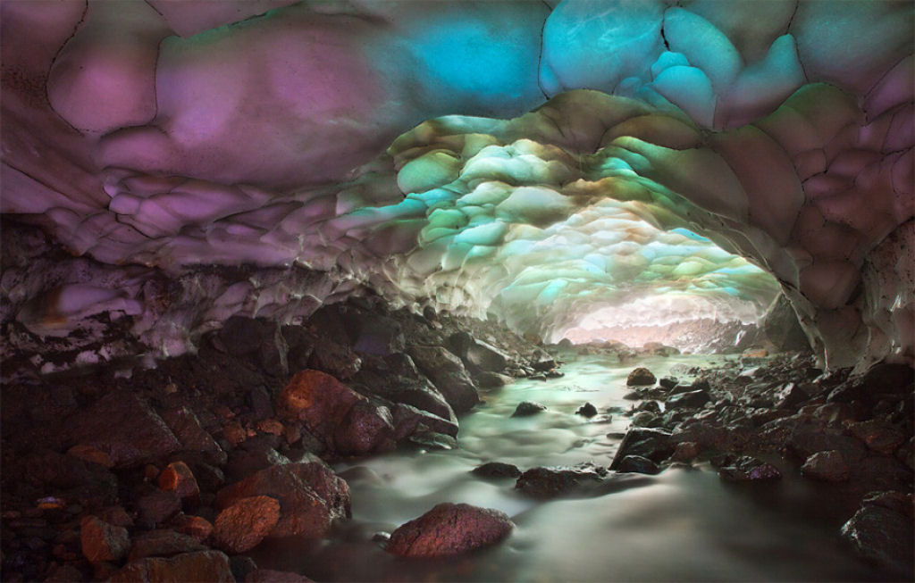 Maravilhas da Natureza - Caverna de gelo de Kamchatka 07