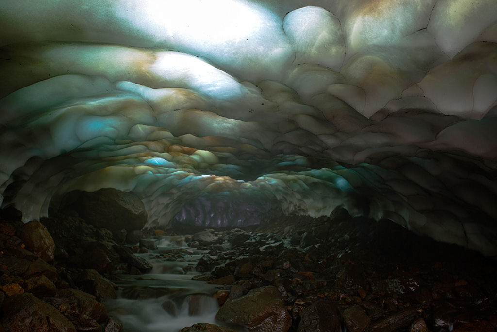 Maravilhas da Natureza - Caverna de gelo de Kamchatka 11