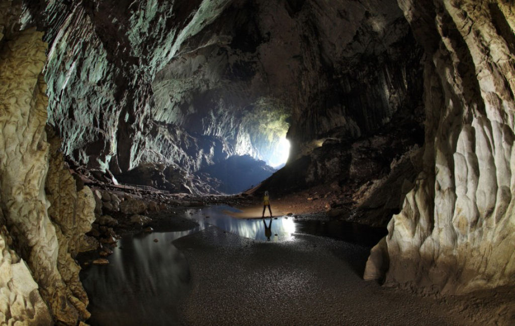 Este fotógrafo capta as imagens mais incríveis das maiores cavernas do mundo 16